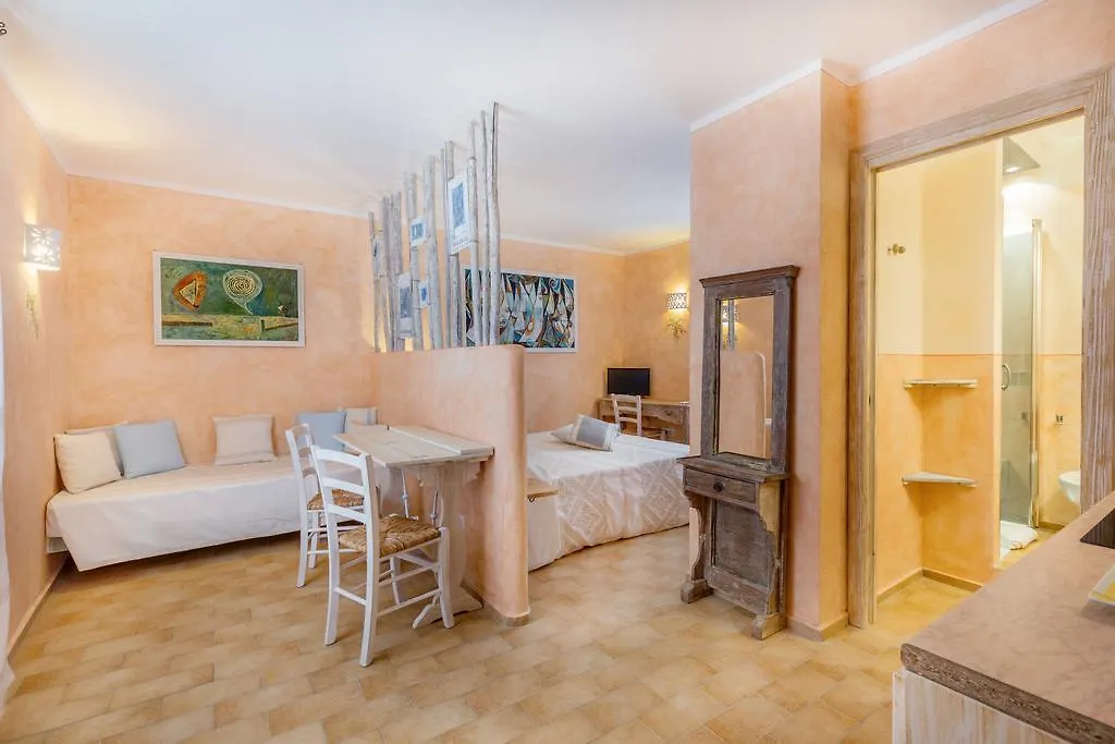 Appartamento Palazzo Beddoro San Pantaleo 0*,  Italia